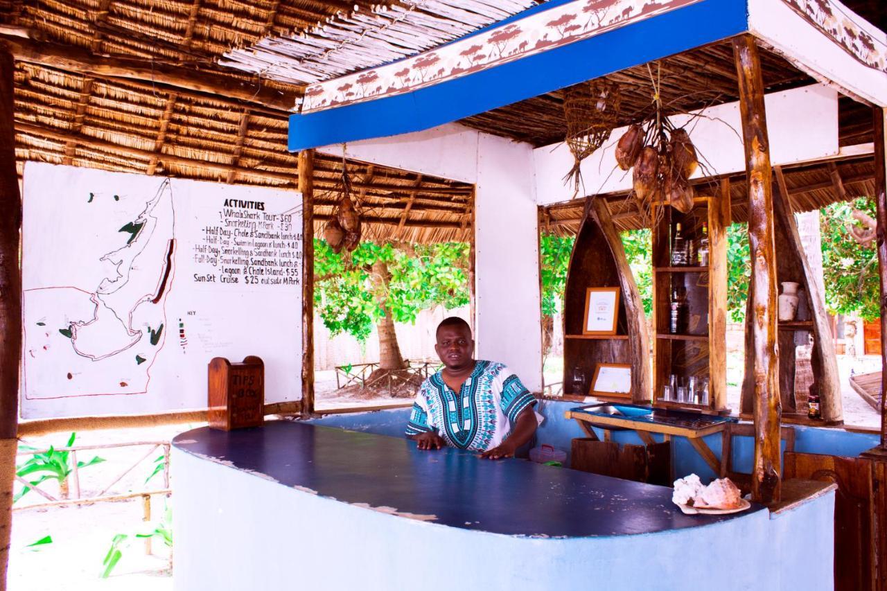 Afro Whale Shark Safari Bed & Breakfast Kilindoni Exterior photo